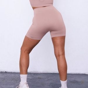 Set Active biker shorts